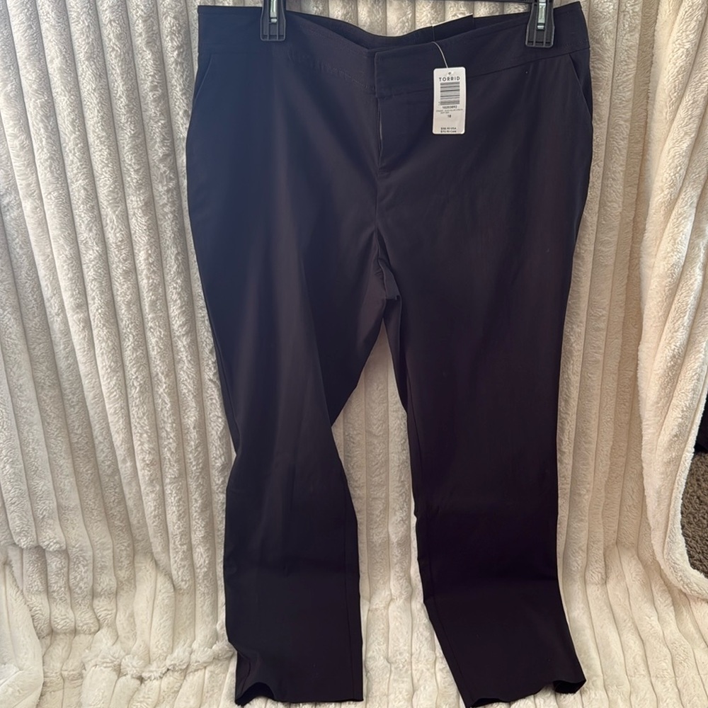 Studio by Torrid Straight leg 18R